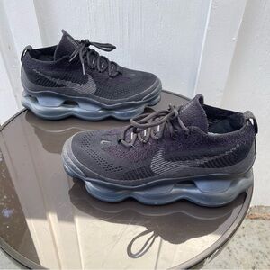 Nike Black Athletic Shoes